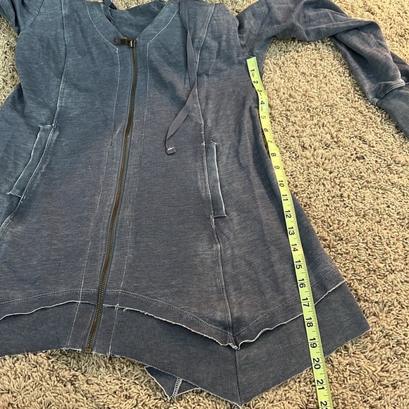 Wearables by XCVI Mercantile Burnout Jacket in Size PM - Picture 9 of 12